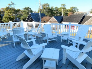 Terrace/patio - 5 Bedroom oceanside house with a beach view from the decks! (Bethany Beach)