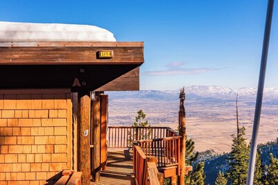 Honeymoon Lodge With Breath Taking Views Of The Valley (SL281A)