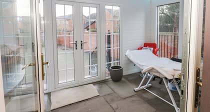 Middleton Park House