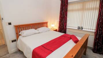 2 bedrooms, individually decorated, individually furnished, free WiFi