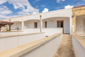 House | Exterior - Holiday Home in Marina di Mancaversa (Taviano)