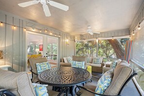 Interior - Stunning Sea Pines Retreat with private pool and spa (Hilton Head Island)
