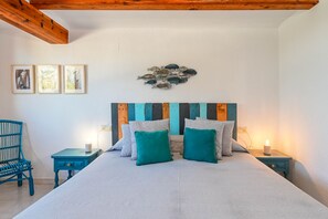 4 bedrooms, iron/ironing board, travel cot, free WiFi - Villa Almare by Marhen Homes (Javea / Xàbia)