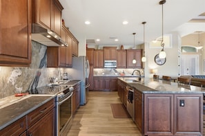 Maison, 3 chambres | Cuisine privée | Réfrigérateur, four, cafetière/bouilloire, grille-pain