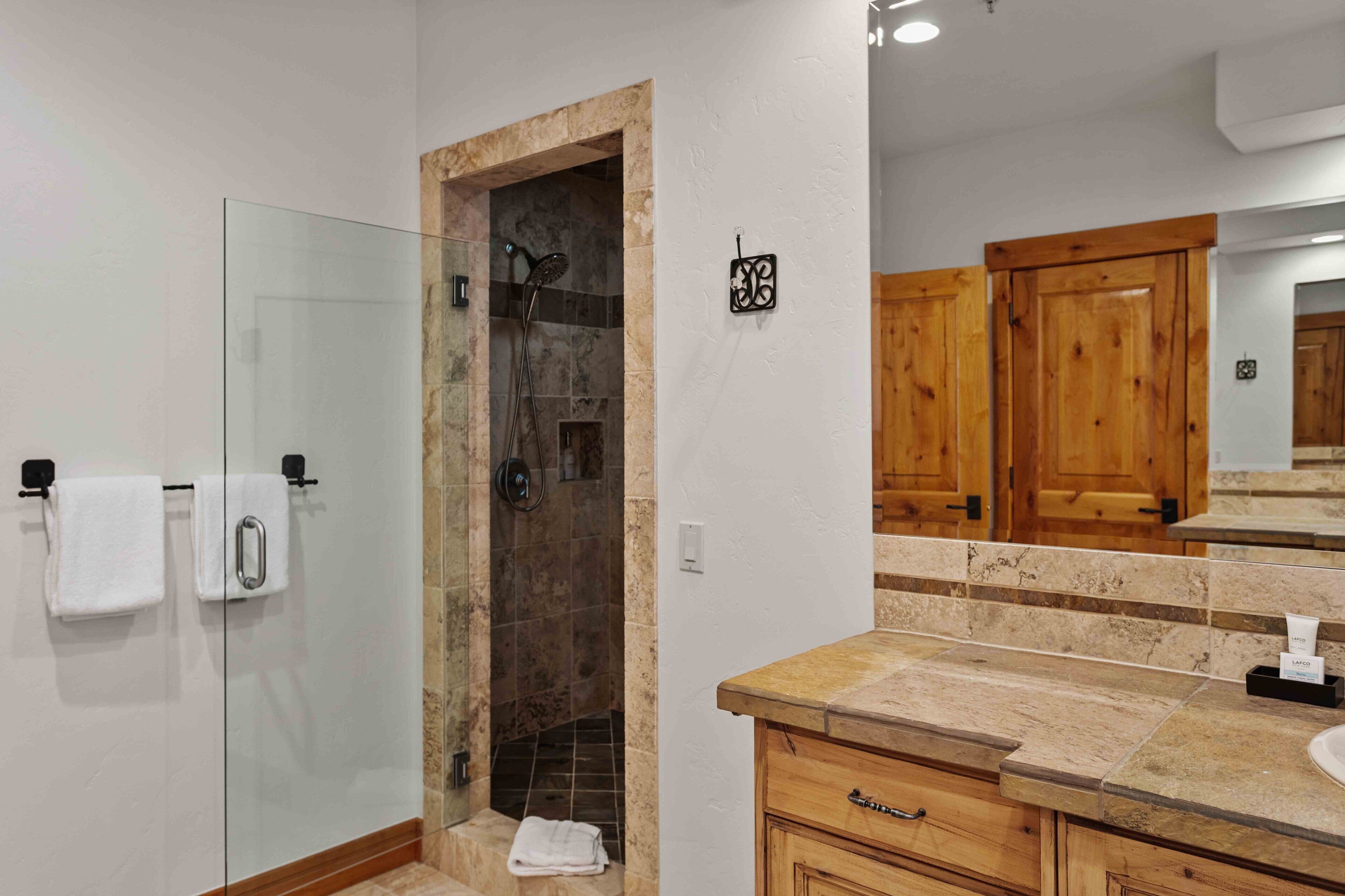 Condo, 5 Bedrooms | Bathroom