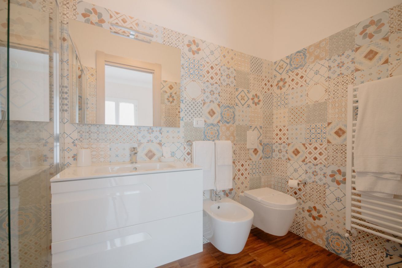 Shower, bidet