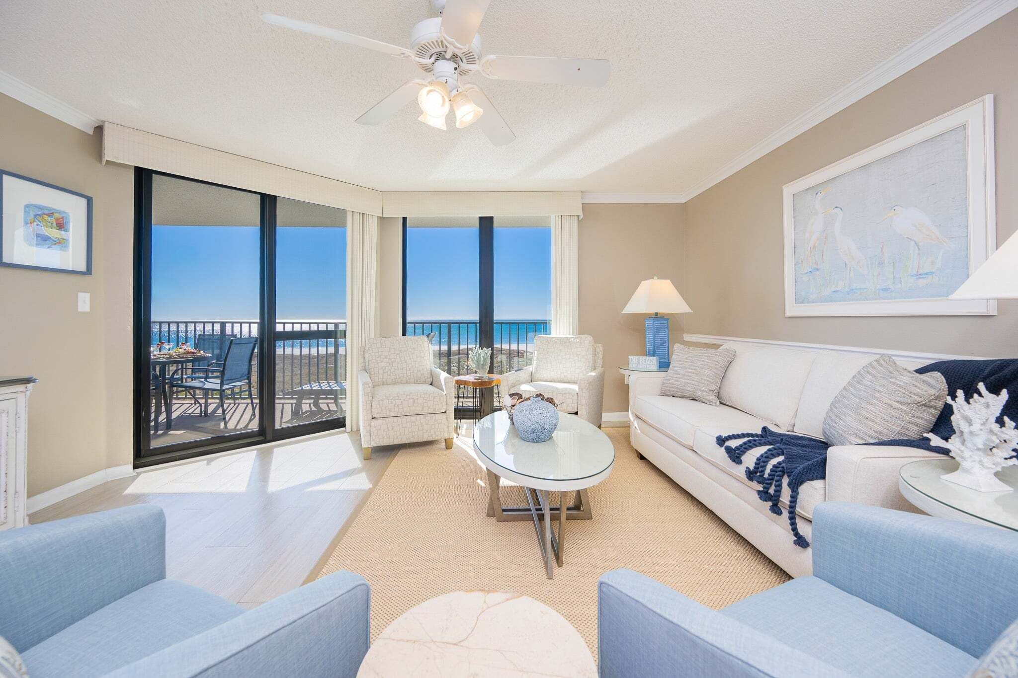 Condo, 3 Bedrooms | Living area