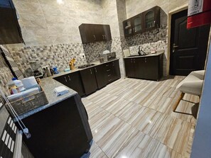 Private kitchen - Mirola Shortlet Apartment (Ilorin)