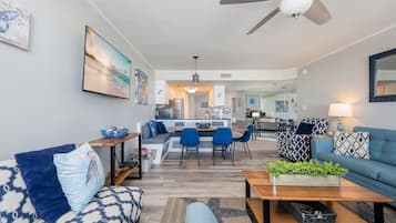 Apartamento, 3 habitaciones | Zona de estar