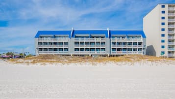 Condo, 3 habitaciones | Exterior