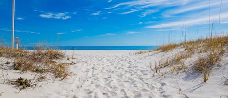 Condo, 3 habitaciones | Playa