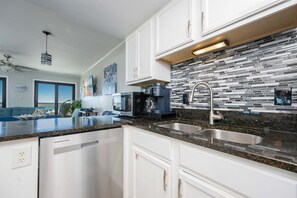 Condo, 3 Bedrooms | Private kitchen | Fridge, oven, coffee/tea maker - Regatta Condominiums 106b 3 Bedroom Condo (Gulf Shores)