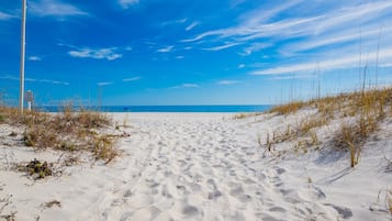 Condo, 3 habitaciones | Playa