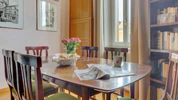 Apartment, City View | Living area