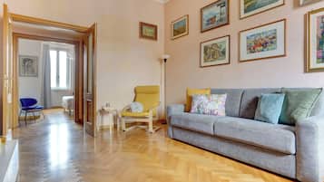 Apartment, City View | Living area