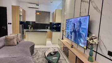 Economy Apartment, Balcony, City View | Living area