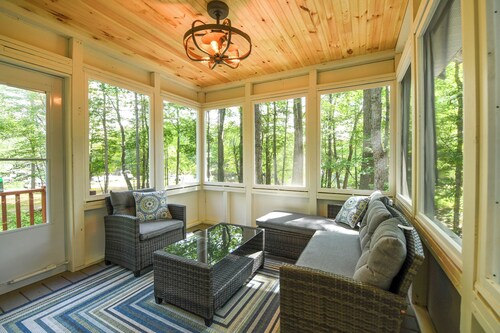 NEW FOR 2026! Modern Sebago Lake Retreat in Quiet Cove - Close to the Sandbar