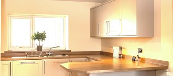 Bay Apt l Sea View l Central l Family Friendly