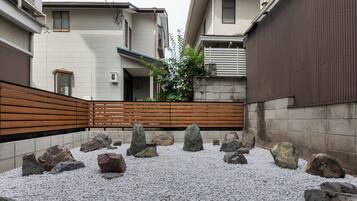 ファミリー ハウス | 施設の敷地