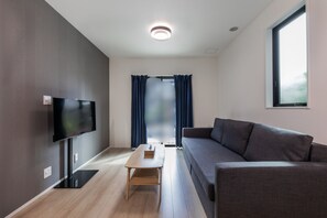 Family House | Living area - Yellowstone (Kyoto)