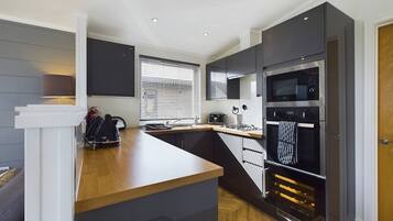 Deluxe Cabin | Private kitchen