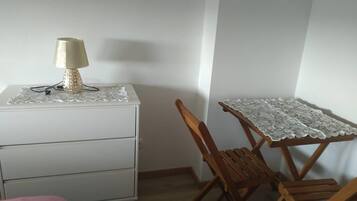 Apartamento, 4 quartos | Parte interna