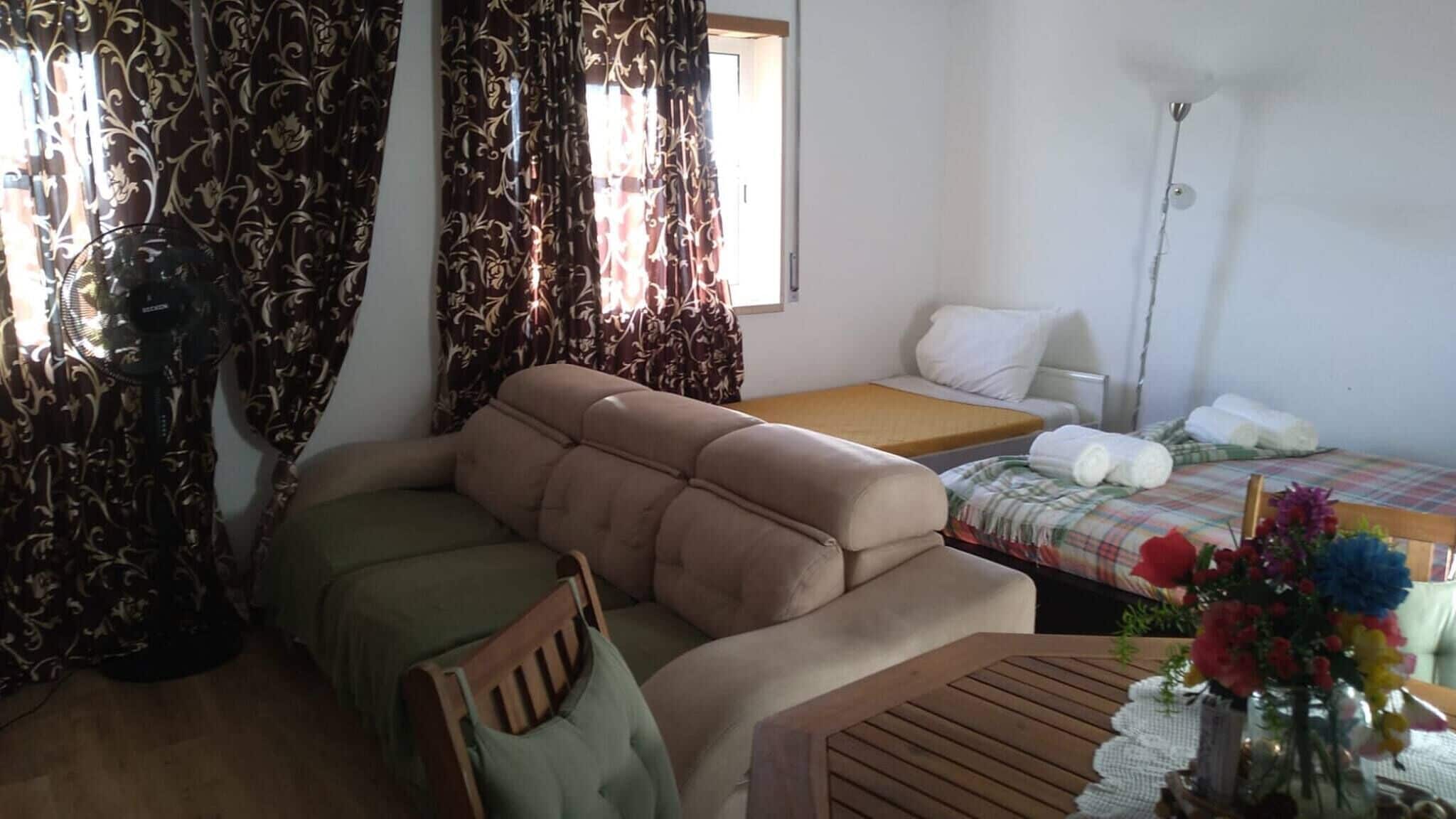 Apartment, 4 Bedrooms | Living room