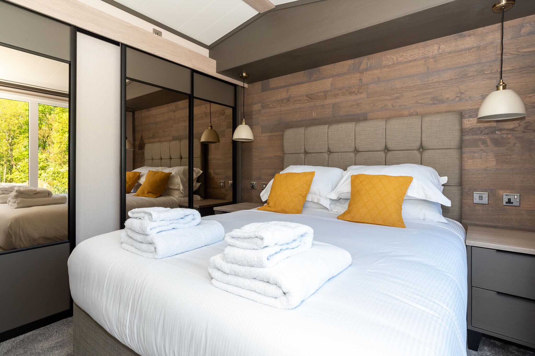 Luxury Cabin, Garden View | Free WiFi