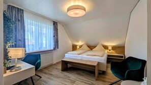 Cortines opaques i wifi gratuïta 