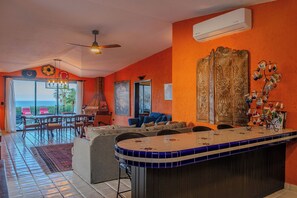 Interior - Casa Bugambilia: Beautiful Beach Steps Away. Promos available! (Turistico Corredor)