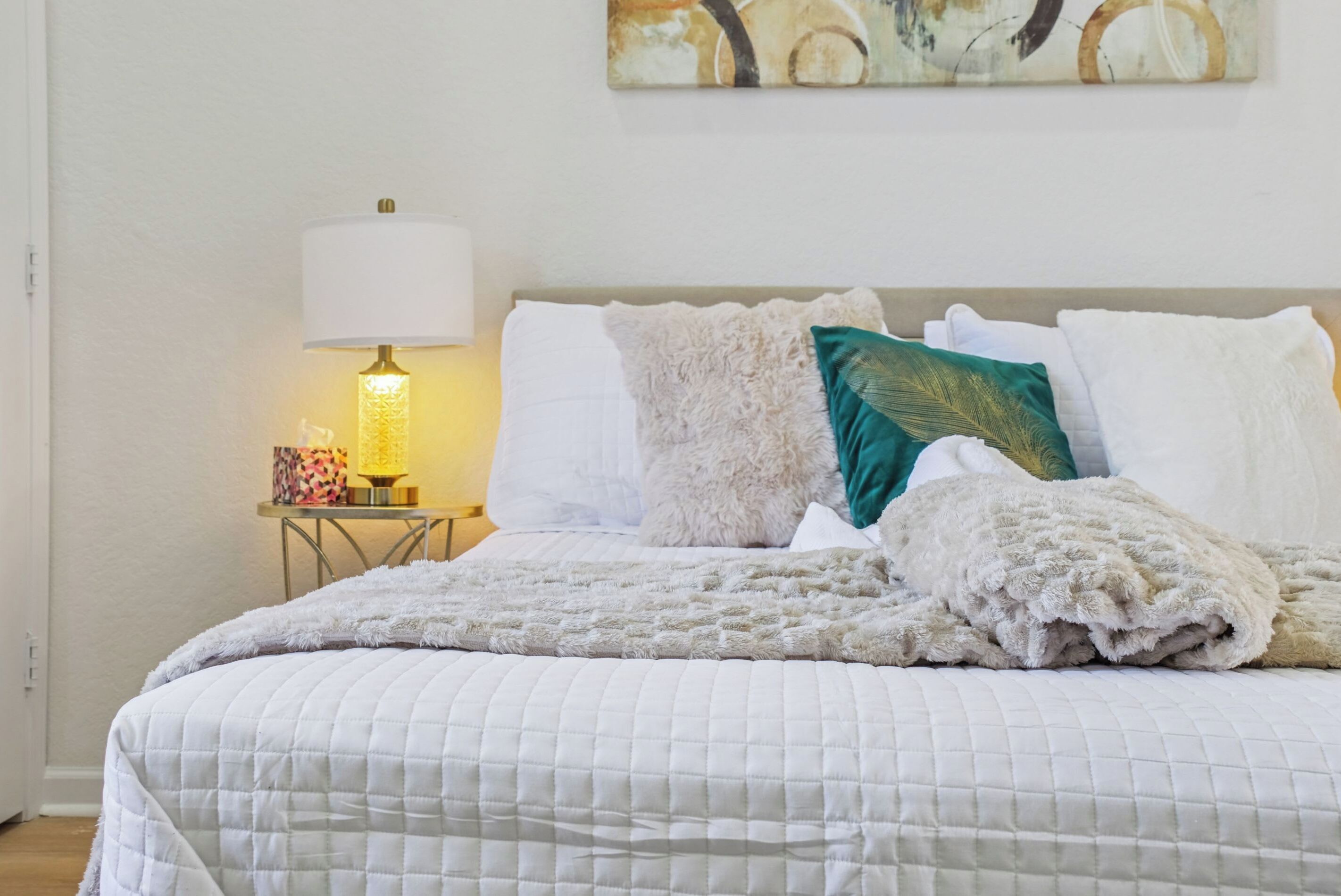 Apartment (1 Bedroom) | 1 bedroom, laptop workspace, iron/ironing board, bed sheets