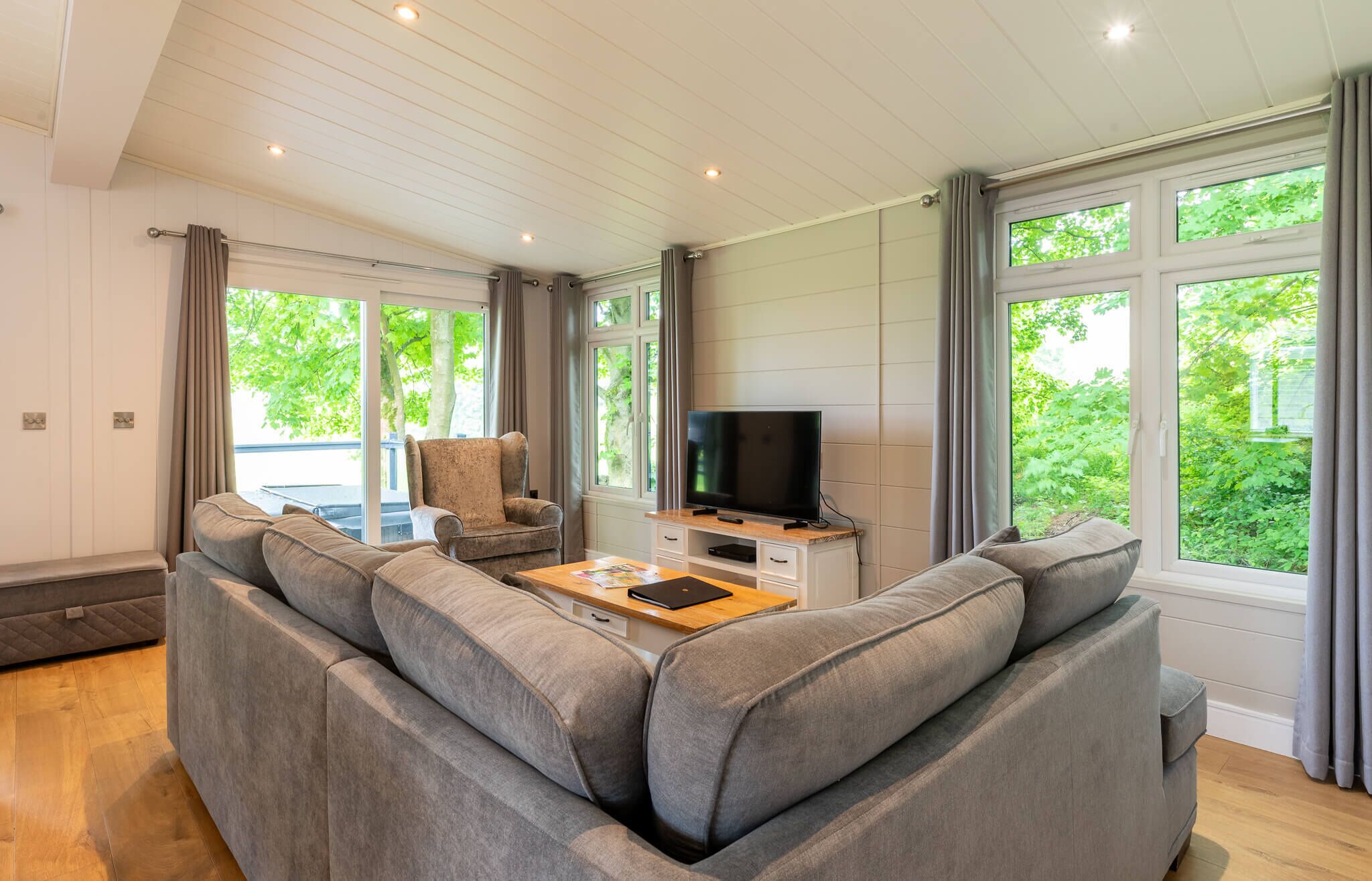 Classic Cabin, Garden View | Living area