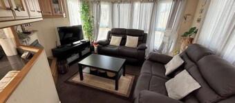 Meadow Lakes 82 - Golden Palm Resort