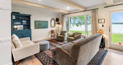 Crooked Lake Waterfront Cottage With Private Dock