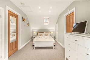 3 bedrooms, iron/ironing board, WiFi, bed sheets - Lavender House - North East Escapes (Alnmouth)
