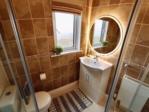 Ferienhaus | Badezimmer | Dusche