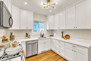 Microwave, oven, stovetop, dishwasher - Spacious 2BR Retreat • Full Basement • Coffee Bar • Pet Friendly (Brookfield)