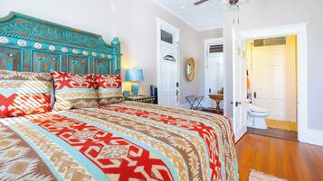 House, Multiple Beds, Patio, Pool View (1906 Haus) | 6 bedrooms, individually decorated, individually furnished, bed sheets