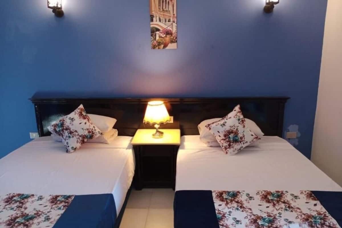 Doppelzimmer, Poolblick | Zimmersafe