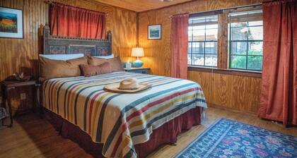 1906 Estate For 21 Guests W/pool,hot Tub