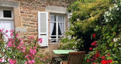 Your room in the heart of Brehat Island