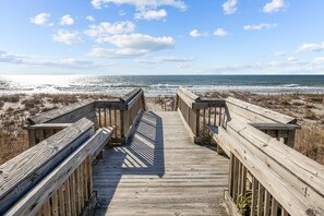 Beach nearby - Emerald Escape | Dog-Friendly Coastal Retreat (Emerald Isle)