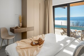 4 bedrooms, iron/ironing board, WiFi, bed sheets - NEW! Stylish Villa Collina - Stunning Sea Views, Private Pool, Top amenities (Duće)