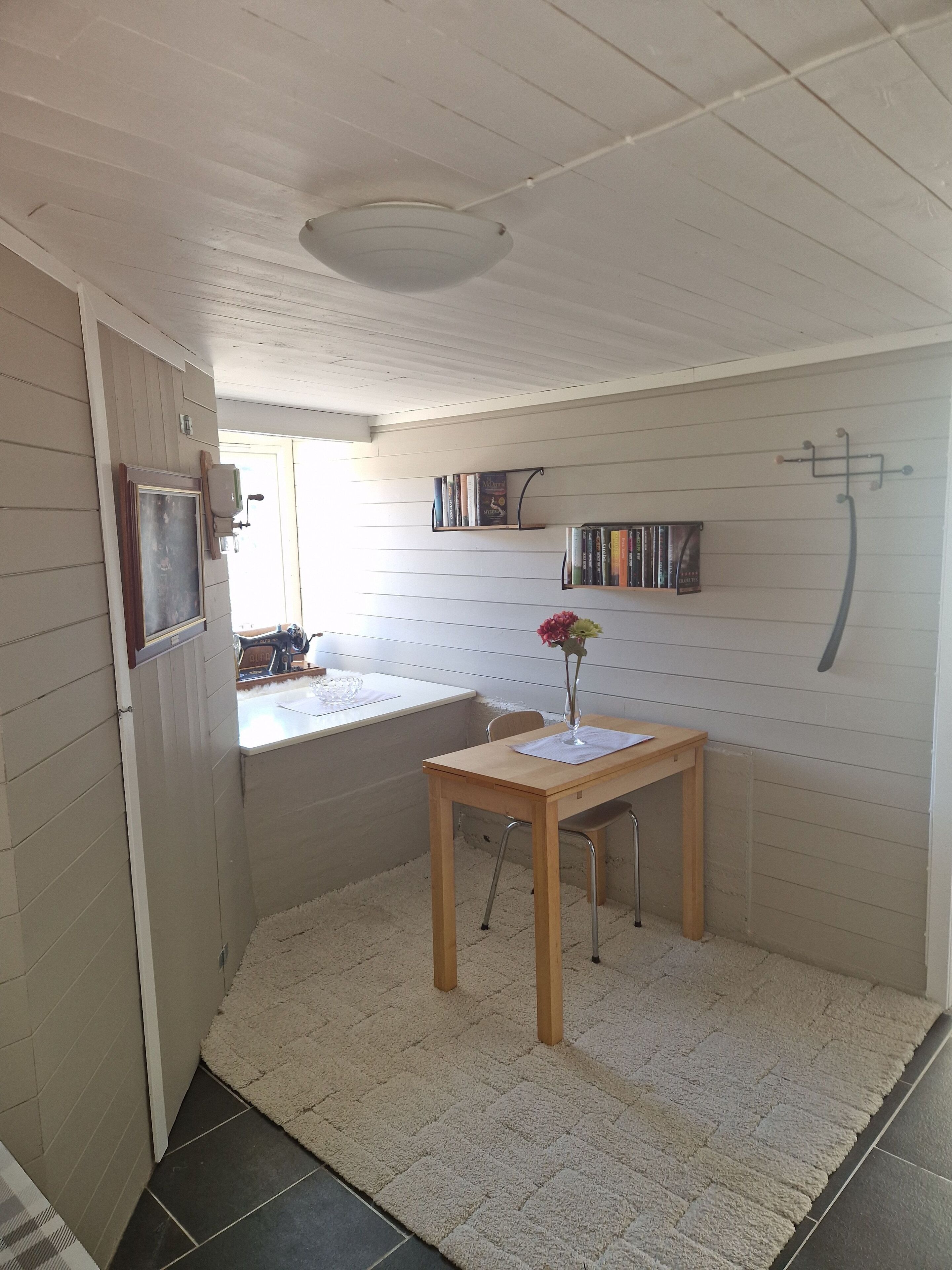 Room, 1 Bedroom, Smoking | Dining