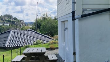 Room, 1 Bedroom, Smoking | Outdoor dining