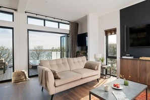 Living area - Solace, Dylan Coastal Resort (Laugharne)