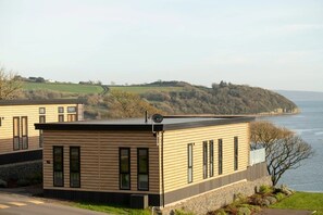 Exterior - Solace, Dylan Coastal Resort (Laugharne)