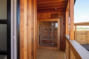 Sauna - Exclusive Aura Spa, Grimsby (Laceby)