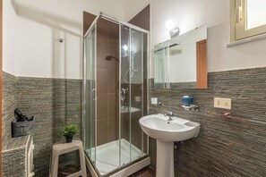 Apartment, 2 Bedrooms | Bathroom - Casa Peppa by Wonderful Italy (Palermo)