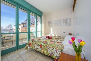 Apartment | 3 bedrooms, individually furnished, bed sheets - Appartement mit Seeblick auf den Luganersee (Porlezza)